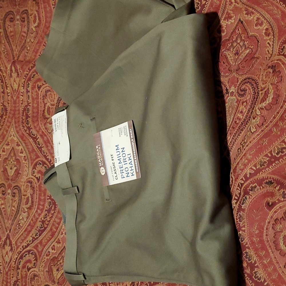 Haggard khaki pants NWT 42x30